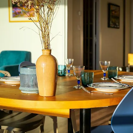 Apartment Avec Vue Imprenable Sur La Baie Des Sables D'olonne Et Le Chenal - 4 Personnes