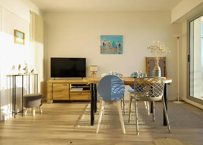 Appartement Avec Vue Imprenable Sur La Baie Des Sables D'olonne Et Le Chenal - 4 Personnes