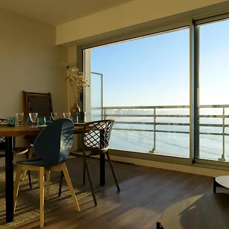 Avec Vue Imprenable Sur La Baie Des Sables D'olonne Et Le Chenal - 4 Personnes