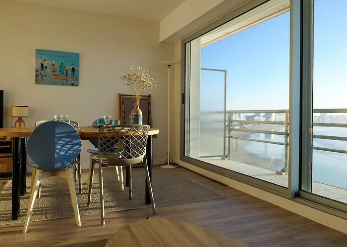 Avec Vue Imprenable Sur La Baie Des Sables D'olonne Et Le Chenal - 4 Personnes شقة