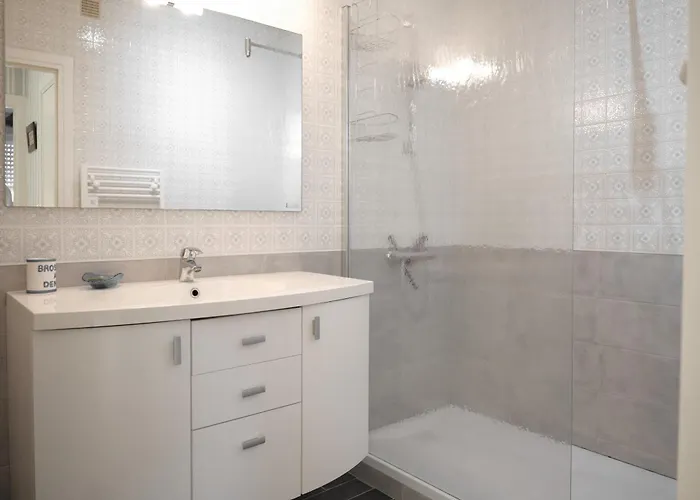 Avec Vue Imprenable Sur La Baie Des Sables D'olonne Et Le Chenal - 4 Personnes شقة *