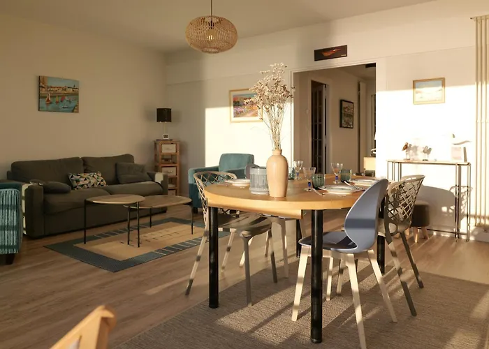 Avec Vue Imprenable Sur La Baie Des Sables D'olonne Et Le Chenal - 4 Personnes * لي سابلِ دولونْ