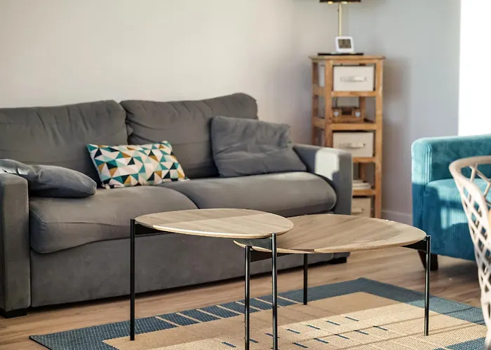 Avec Vue Imprenable Sur La Baie Des Sables D'olonne Et Le Chenal - 4 Personnes